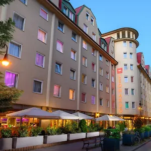 4* Hotell Leonardo